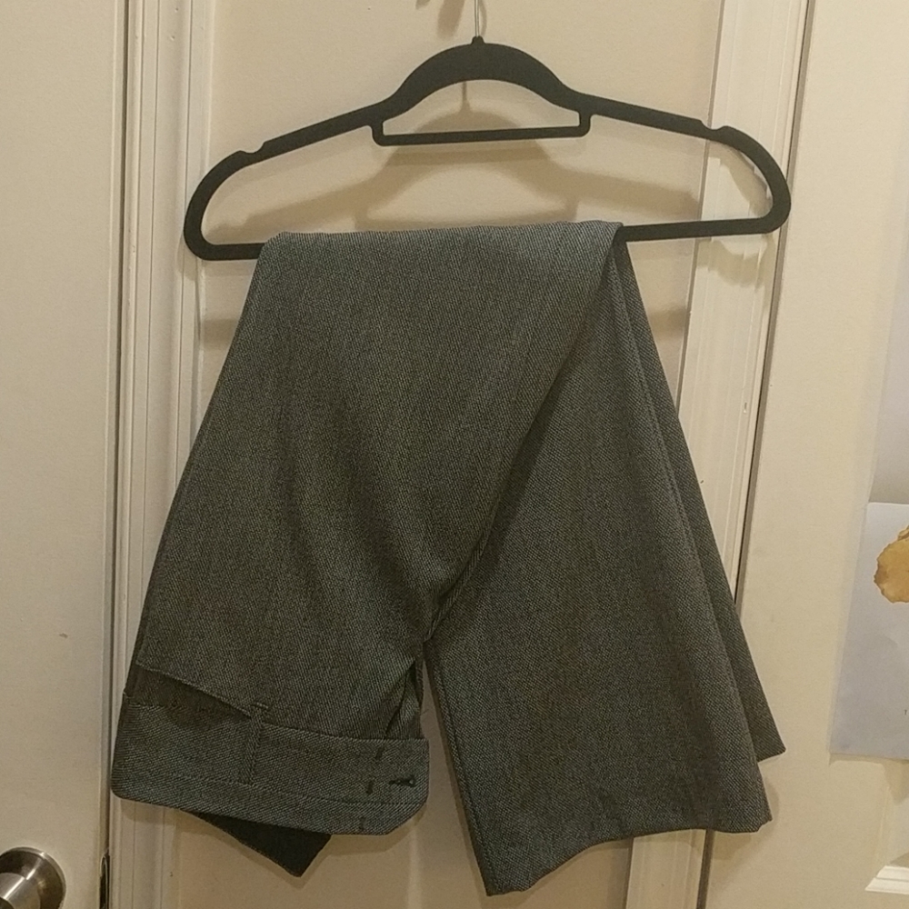 Grey Express Editor pants. Size 4R hemmed.